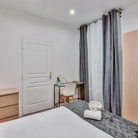 Apartment 35 - Urban Montmartre Paris